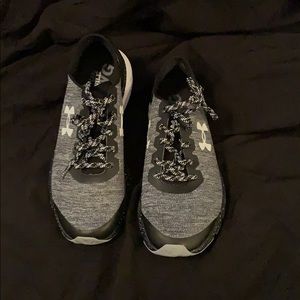 Under Armour Charged Escape running shoes